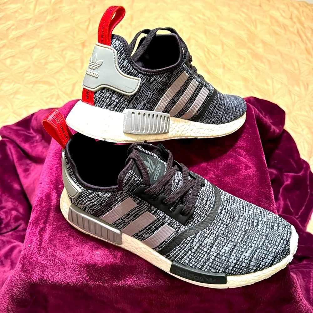 Adidas original NMD_R1 Boost